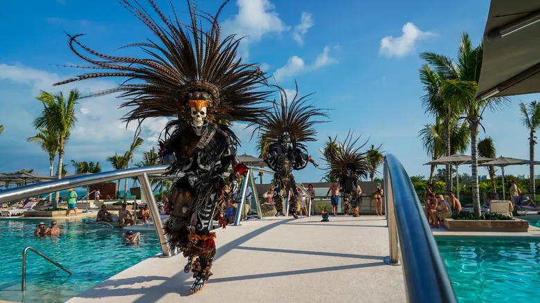 Atelier Playa Mujeres: Lujo, Gastronomía y Experiencias Inolvidables en el Caribe Mexicano