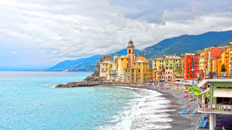 Camogli: La Joya Escondida de la Riviera Italiana y Su Encanto Atemporal