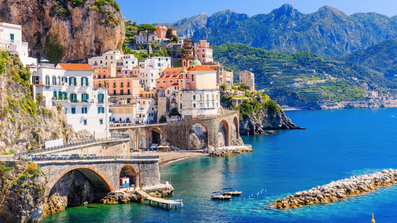 Campania, Italia: Un Viaje Imprescindible por Sus Joyas Ocultas y Costas Paradisíacas