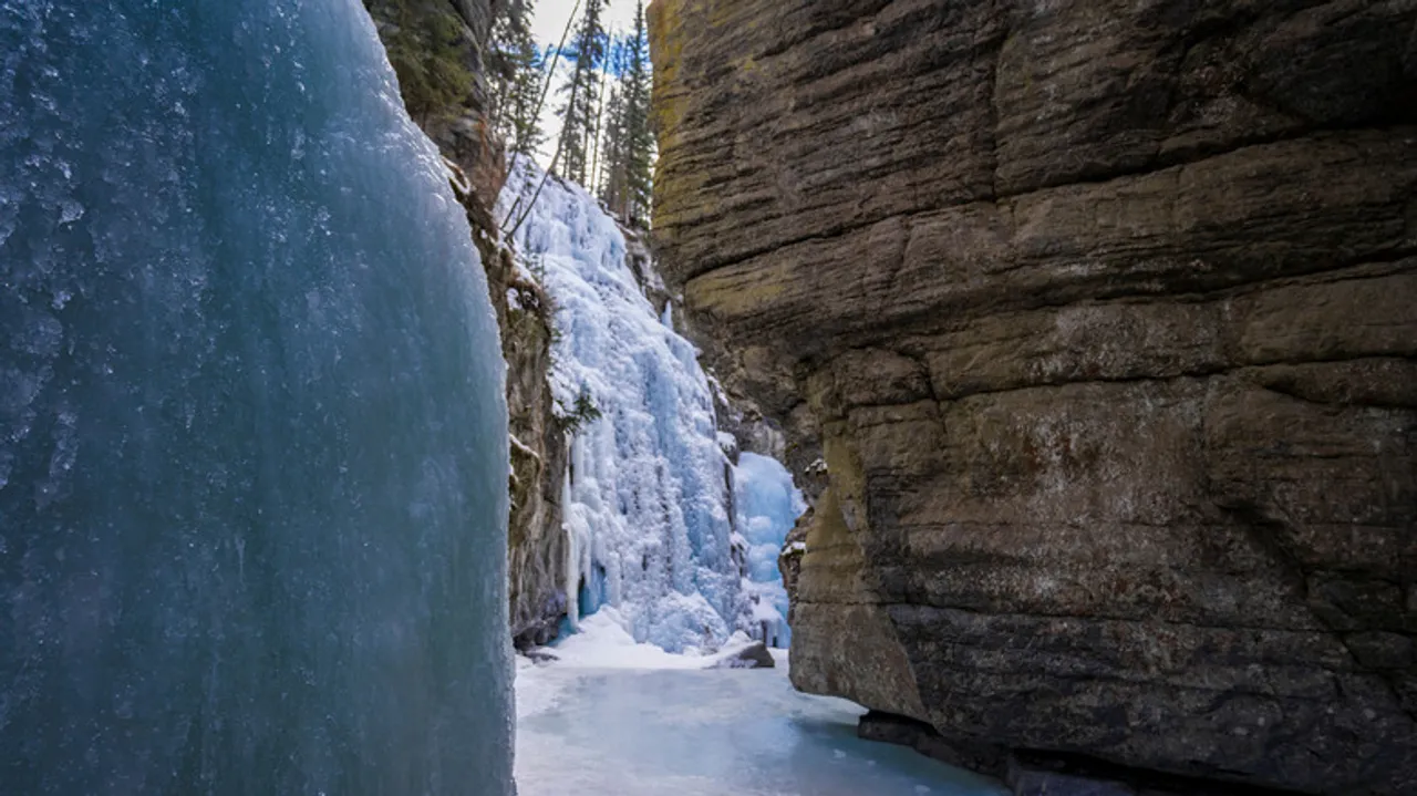 Cañón Maligne en Jasper: Un Oasis de Majestuosidad Natural en las Montañas Rocosas Canadienses