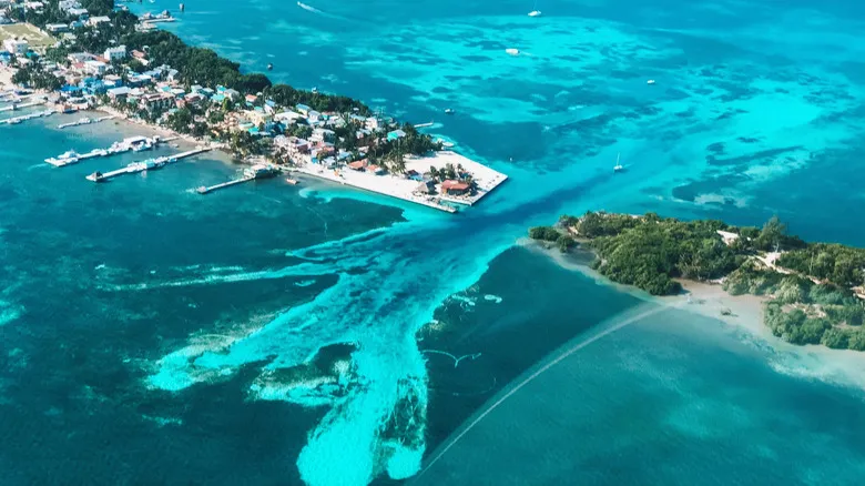 Caye Caulker: La Joya Escondida de Belice para Viajeros Conscientes
