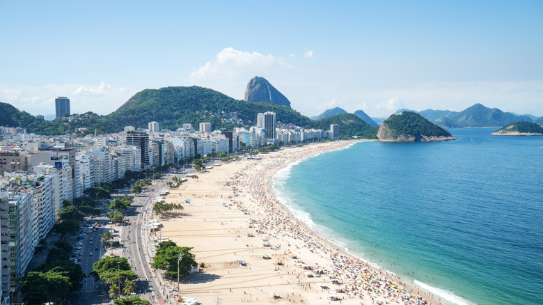 Copacabana: La Joya Eterna de Río de Janeiro y Centro del Turismo en Brasil