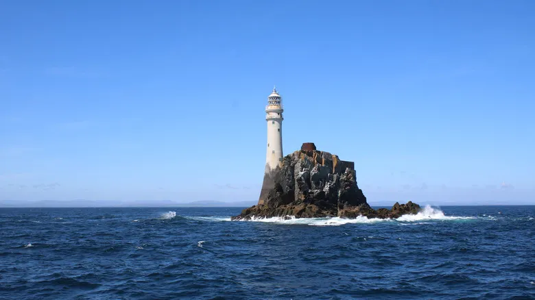 Descubre Cape Clear: Un Oasis de Tranquilidad y Cultura Gaélica en la Costa Irlandesa