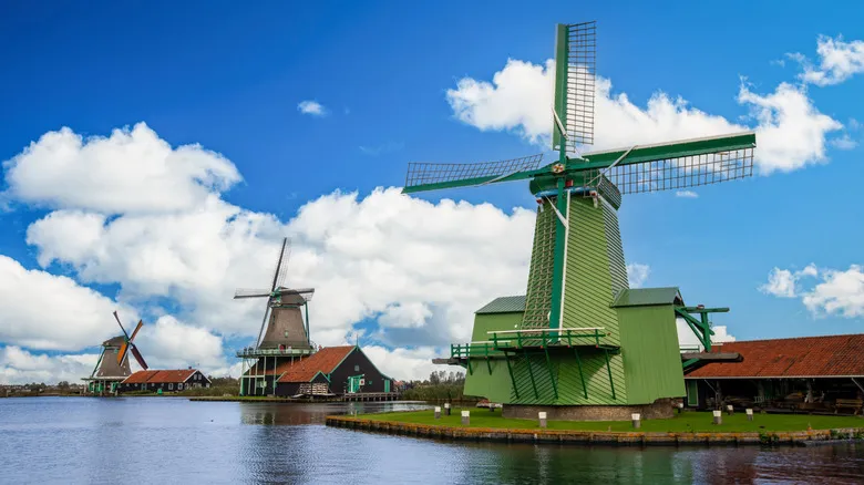Descubre la Historia Viva de Países Bajos: Museos al Aire Libre Imprescindibles Según Rick Steves