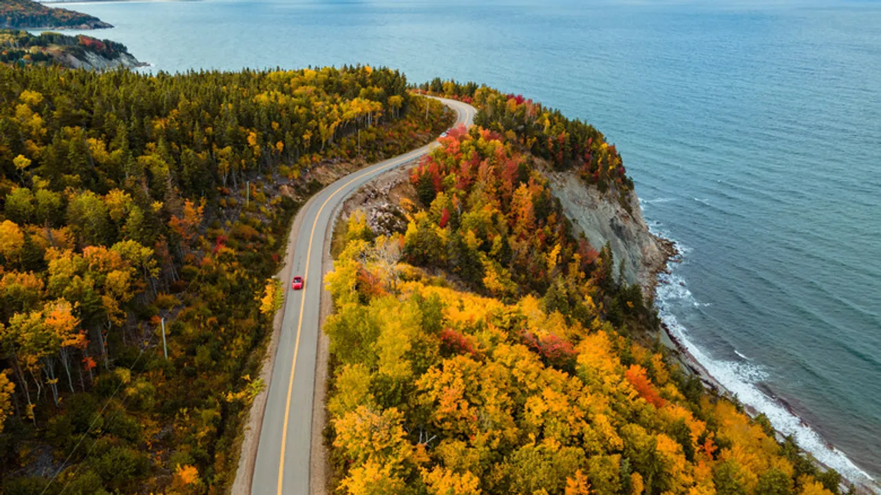 Descubre la Isla de Cape Breton: Arte, Paisajes y Cultura Viva en la Mítica Ruta Cabot