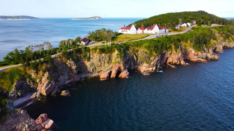 Descubre la Isla de Cape Breton: Arte, Paisajes y Cultura Viva en la Mítica Ruta Cabot