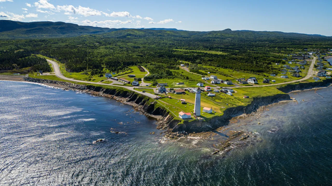 Descubre la Península de Gaspé: Naturaleza Salvaje, Gastronomía y Aventura en Quebec