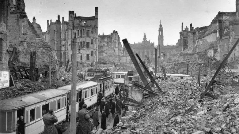 Dresde: Un Fénix Reconstruido – Historia, Arte y Resiliencia en Alemania