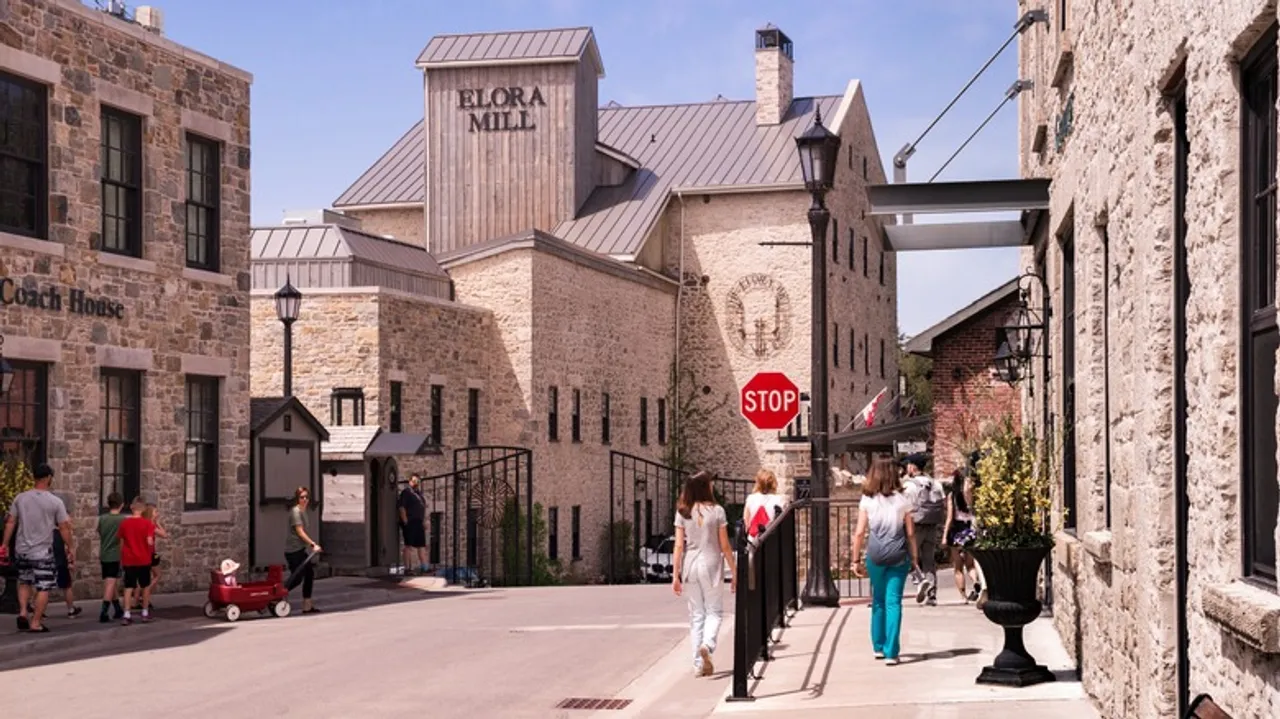 Elora, Ontario: Un Tesoro Oculto de Belleza Histórica y Natural en Canadá