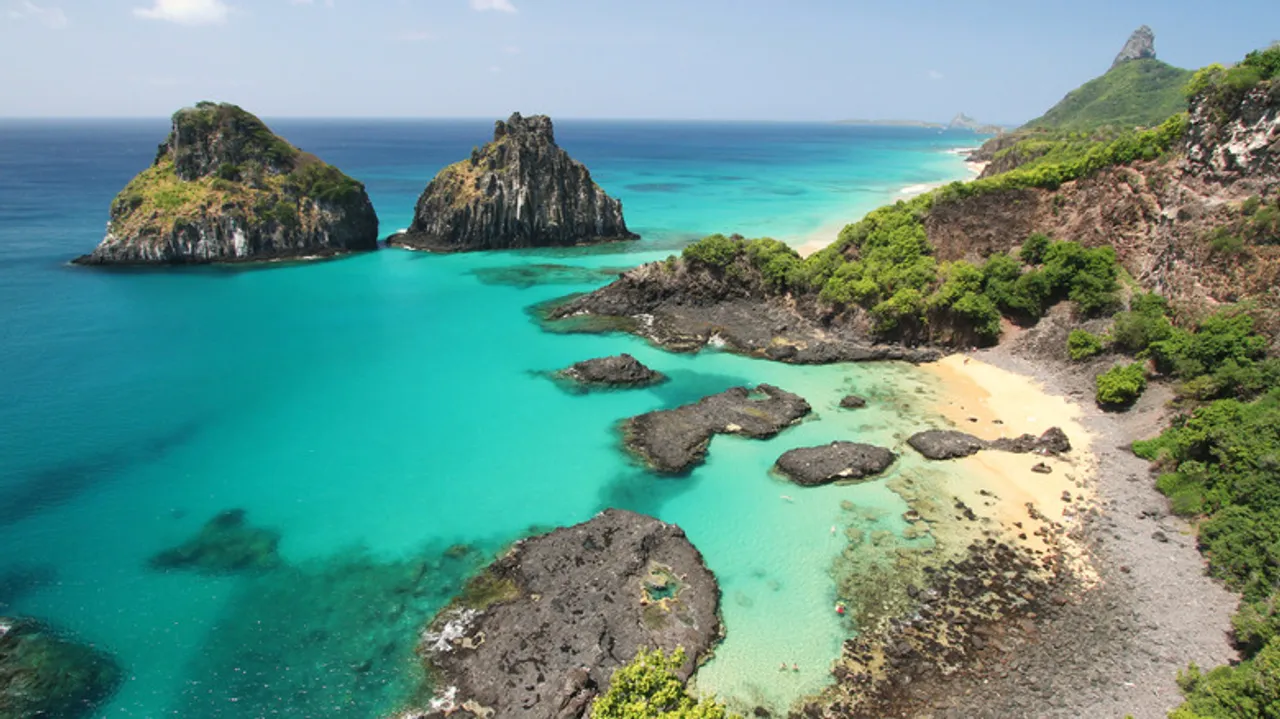 Explora las Joyas Ocultas de Sudamérica: Un Viaje por sus Islas Más Impresionantes