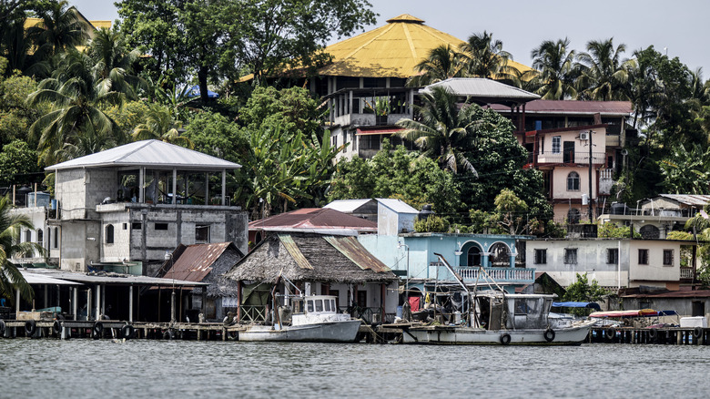 Explora Livingston y Río Dulce en Guatemala: Una Aventura Cultural y Natural Inolvidable