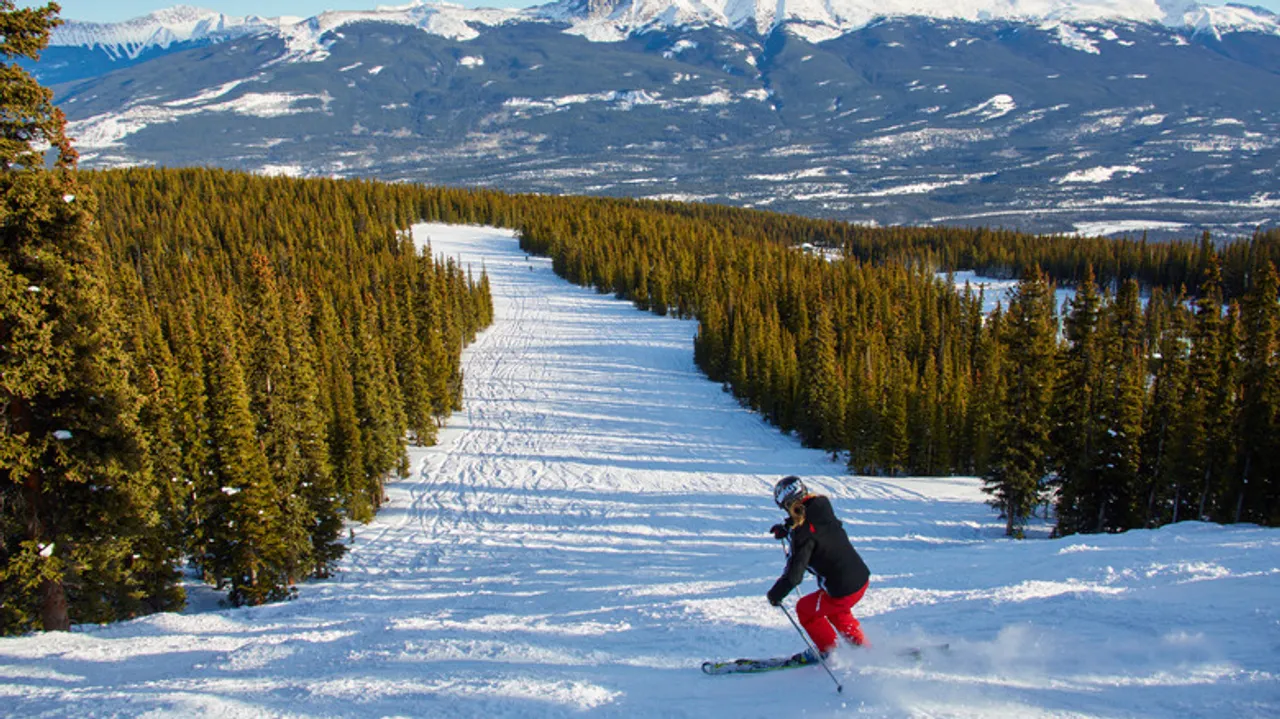 Explora Marmot Basin y el Parque Nacional Jasper: Aventuras Invernales Inolvidables en las Rocosas Canadienses