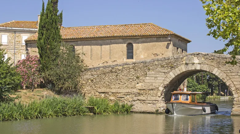 Explorando el Canal du Midi: Una Maravilla Histórica y Paisajística en el Sur de Francia