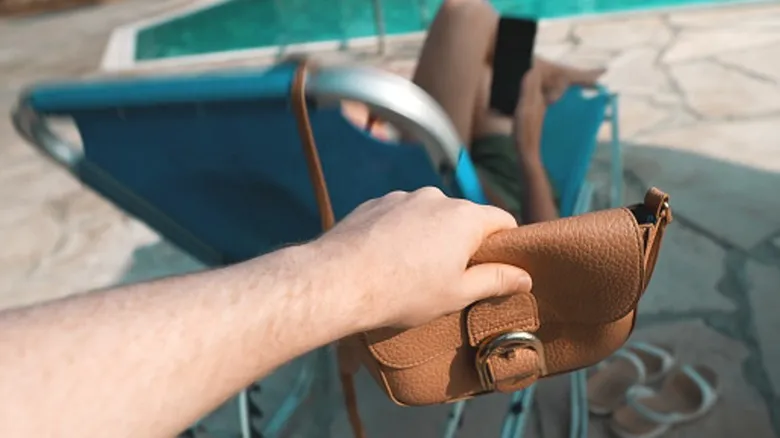 Guía Definitiva para Viajar Seguro en Costa Rica: Protege tus Pertenencias y Disfruta tu Aventura