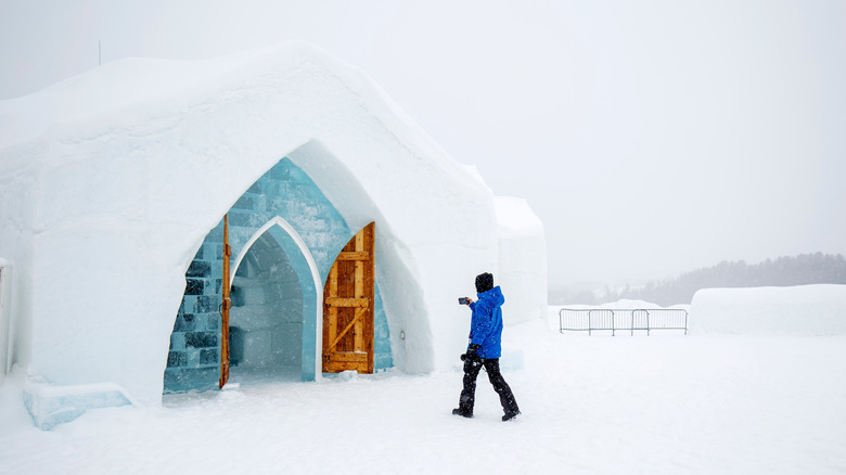 Hôtel de Glace: Tu Guía Definitiva para una Experiencia Invernal Única en el Hotel de Hielo de Quebec