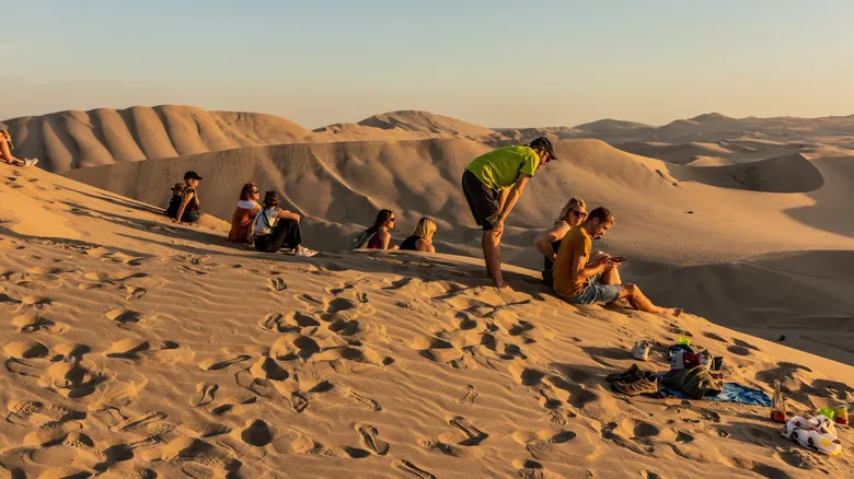 Ica, Perú: Un Destino Imperdible de Vino Histórico, Aventura en el Desierto y Maravillas Ancestrales
