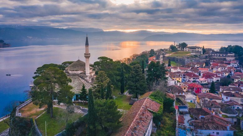 Ioannina: La Joya Oculta de Grecia y Puerta a la Aventura en el Norte