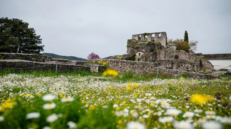Ioannina: La Joya Oculta de Grecia y Puerta a la Aventura en el Norte