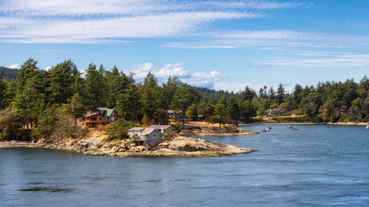 Isla Galiano: Un Paraíso Natural y Refugio Sereno en las Islas del Golfo Canadiense