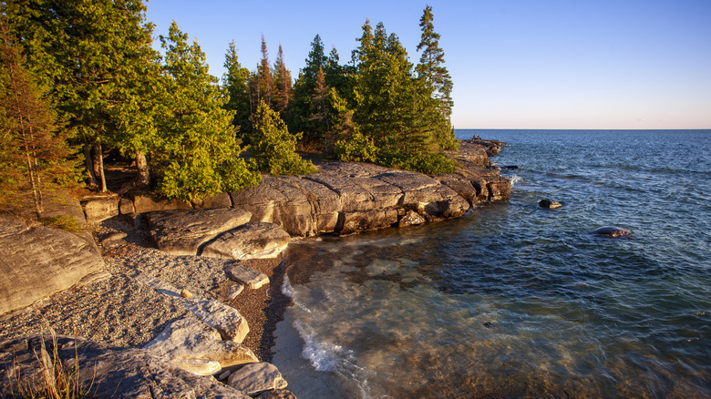 Isla Manitoulin: Explorando las Joyas de Agua Dulce en los Grandes Lagos y Bahía Georgiana