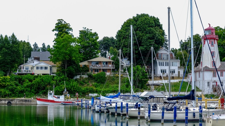 Kincardine, Ontario: Un Destino con Alma Escocesa y Aventuras en el Lago Hurón