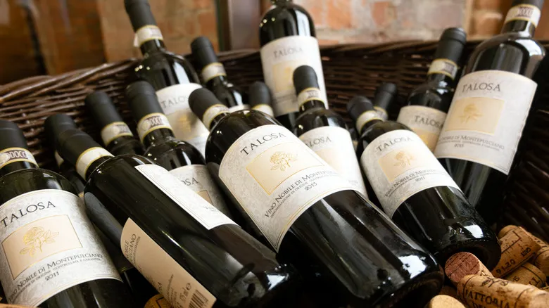 Montepulciano: Encanto Eterno de la Toscana y Su Prestigioso Vino Nobile