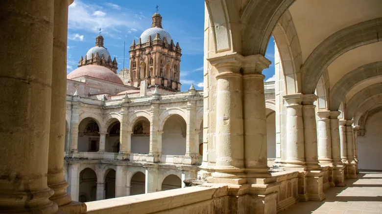 Oaxaca: Guía Definitiva de Cultura, Gastronomía y Aventura en el Corazón de México