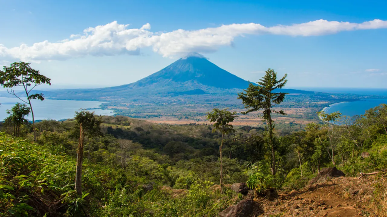 Ometepe, Nicaragua: Guía Completa de Aventura y Naturaleza en la Isla Volcánica