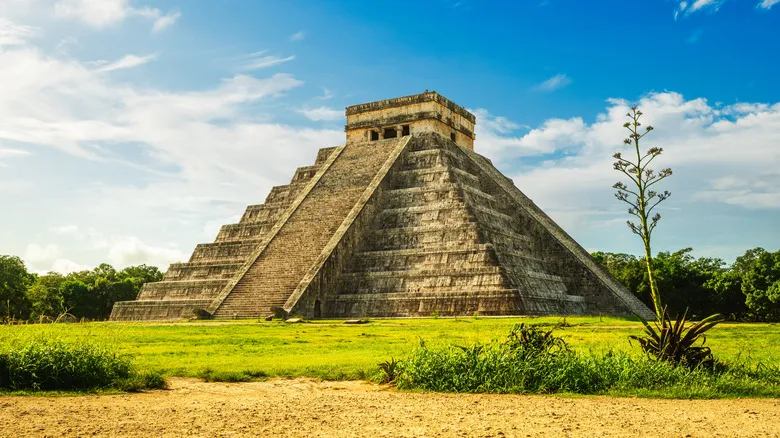 Pirámides Antiguas de México: Una Guía Definitiva de Sitios Arqueológicos Imprescindibles