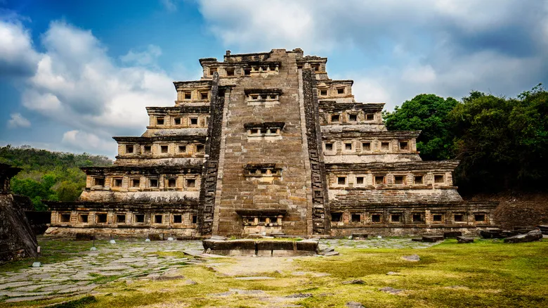 Pirámides Antiguas de México: Una Guía Definitiva de Sitios Arqueológicos Imprescindibles