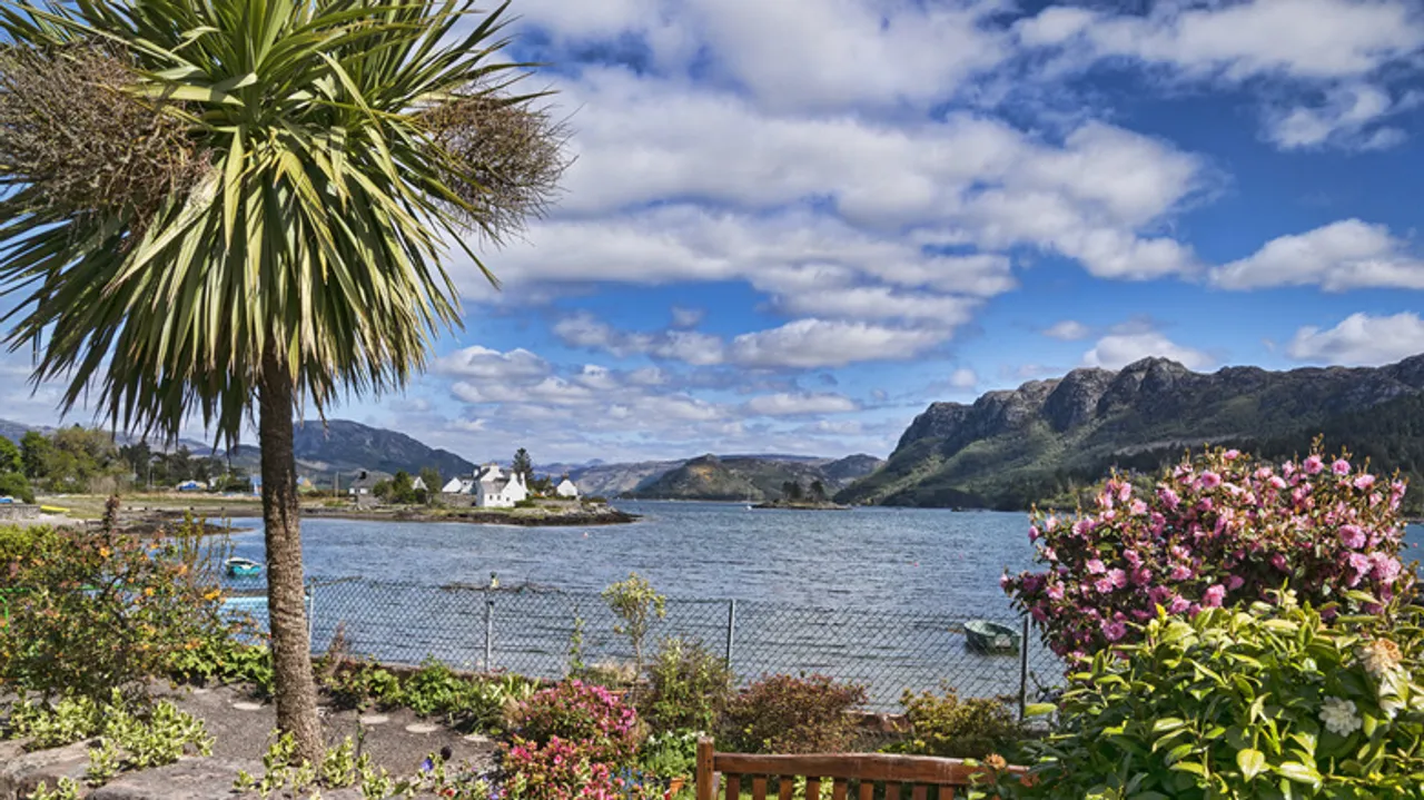 Plockton, Escocia: Explorando la Joya Escondida de las Tierras Altas y el Lago Carron