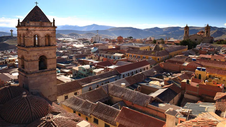 Potosí, Bolivia: Tesoro Colonial, Historia Minera y Turismo Ético en el Cerro Rico
