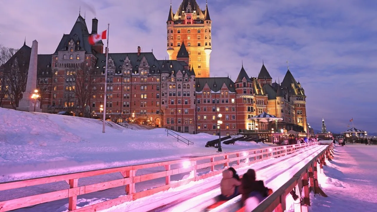 Québec City en Invierno: La Inolvidable Experiencia del Tobogán Au 1884 y Más Allá