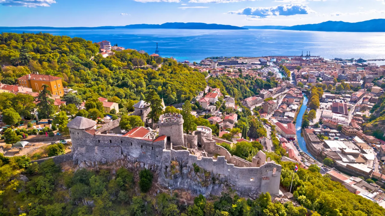 Rijeka: La Puerta de Croacia, Joya del Adriático y Destino Ideal para Nómadas Digitales