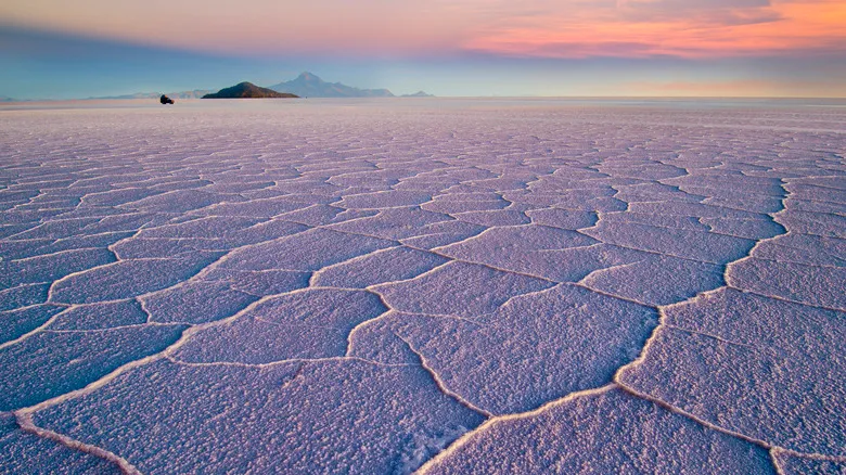 Salar de Uyuni: Guía Completa para Explorar el Desierto de Sal Más Grande del Mundo