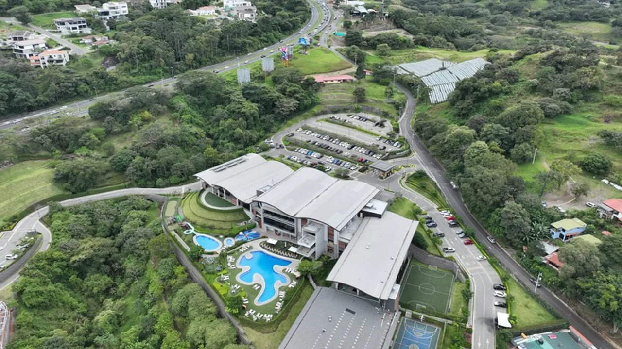 Santa Ana, Costa Rica: El Paraíso Evergreen para un Retiro Inolvidable y Sereno
