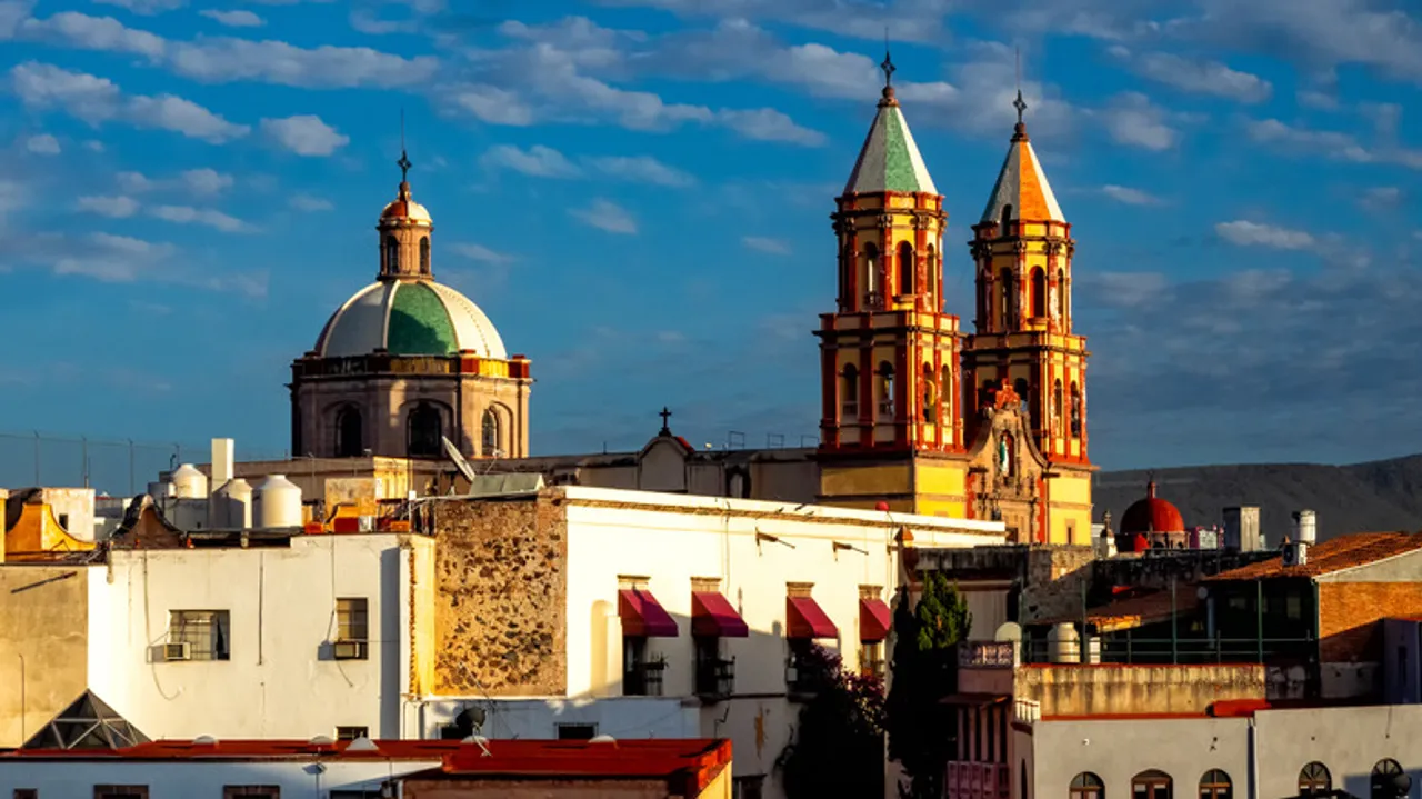Santiago de Querétaro: Explorando su Riqueza Histórica, Gastronómica y Vitivinícola en México