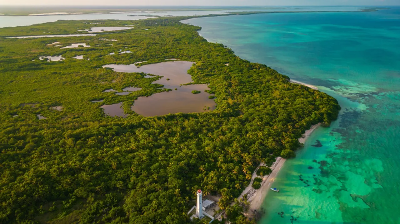 Sian Ka'an: Un Santuario de Biodiversidad y Aventura en la Riviera Maya