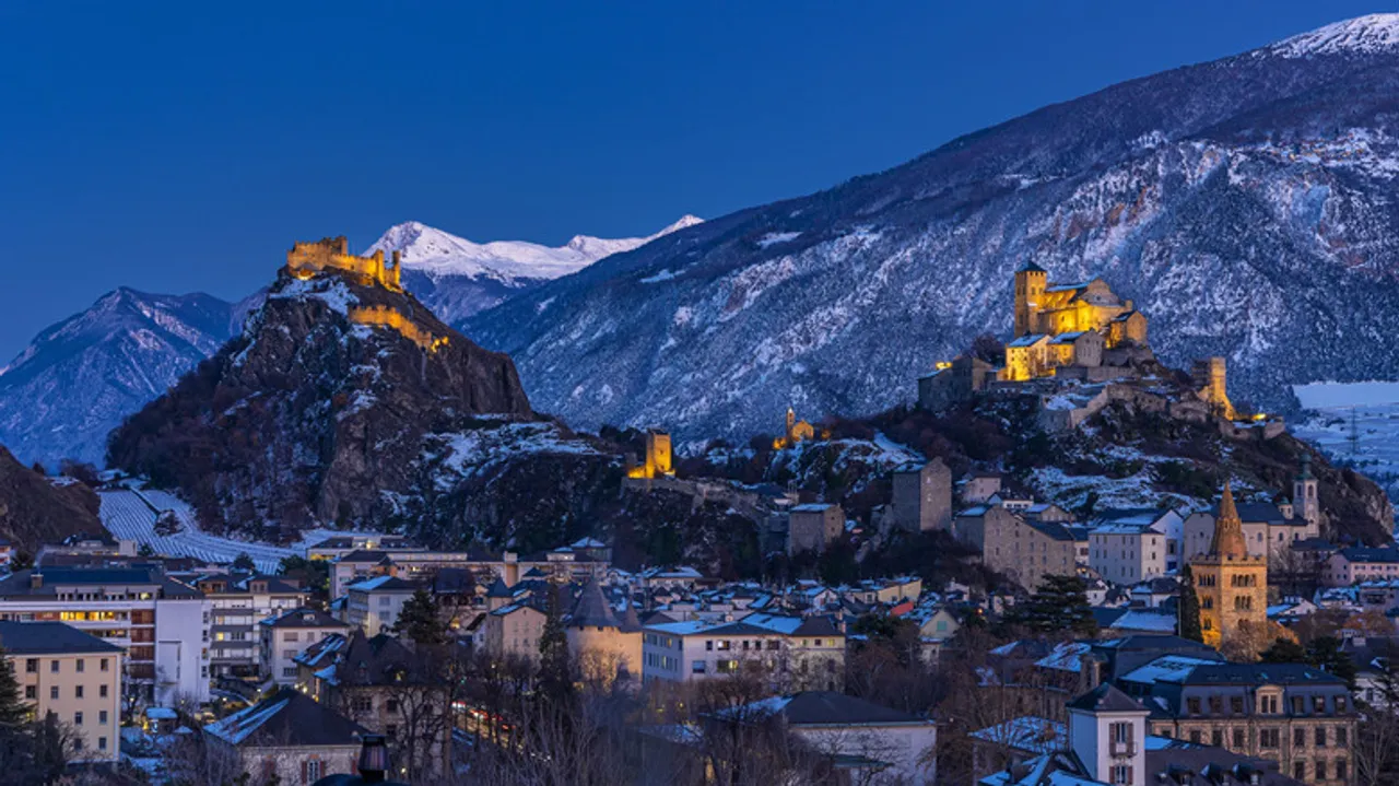 Sion, Suiza: Un Encanto Atemporal entre Castillos, Viñedos y Sabores Alpinos