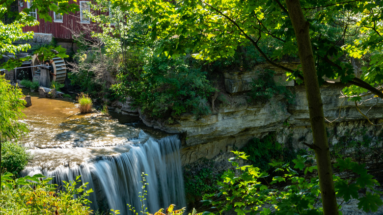 St. Catharines: Descubre la Joya Oculta de Canadá y su Fascinante Canal Welland en Segway