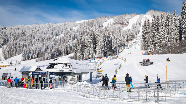 Sun Peaks Resort: La Joya Oculta de Esquí en Columbia Británica para Vacaciones Inolvidables
