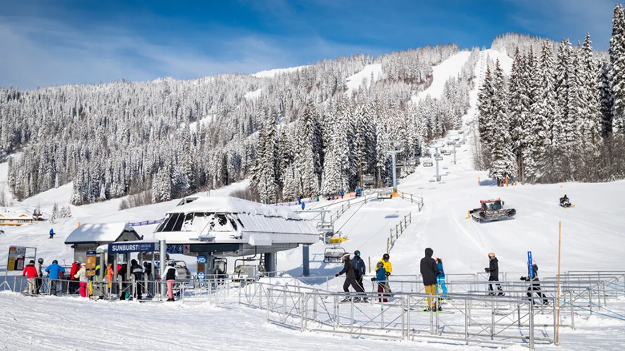 Sun Peaks Resort: La Joya Oculta de Esquí en Columbia Británica para Vacaciones Inolvidables
