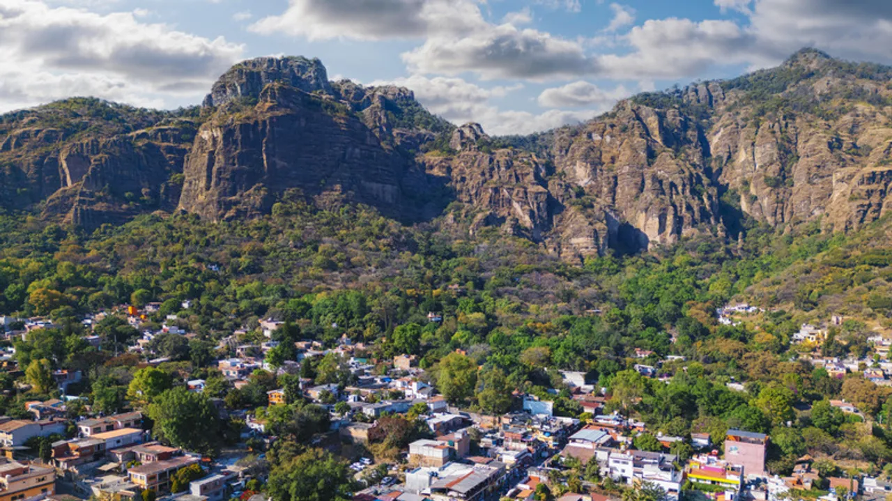 Tepoztlán: Un Pueblo Mágico de México para el Alma y la Aventura Inolvidable