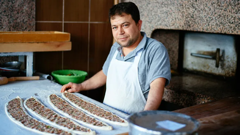 Van, Turquía: La Fascinante Capital Mundial del Desayuno y su Récord Culinario Único