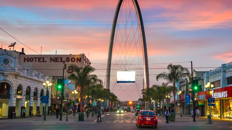 Viaje a Tijuana desde San Diego: Guía Definitiva para Explorar la Frontera y su Cultura