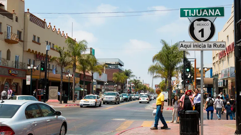 Viaje a Tijuana desde San Diego: Guía Definitiva para Explorar la Frontera y su Cultura
