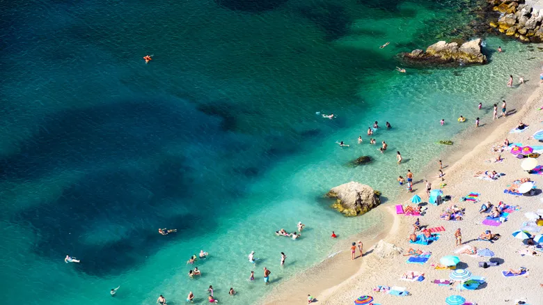 Villefranche-sur-Mer: La Joya Escondida Más Colorida de la Riviera Francesa