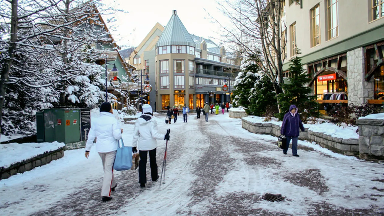 Whistler Blackcomb: Descubre el Resort de Esquí Más Grande de Norteamérica y su Magia Todo el Año