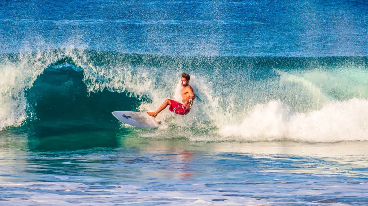 Zicatela: De Paraíso Surfista a Refugio de Lujo en Puerto Escondido